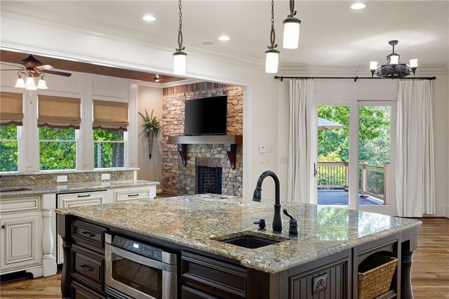 972 Acworth Due West Road NW, Kennesaw, GA 30152