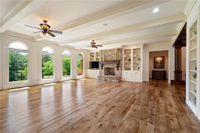 972 Acworth Due West Road NW, Kennesaw, GA 30152