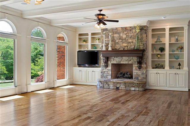 972 Acworth Due West Road NW, Kennesaw, GA 30152