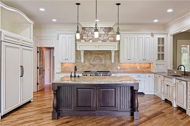 972 Acworth Due West Road NW, Kennesaw, GA 30152