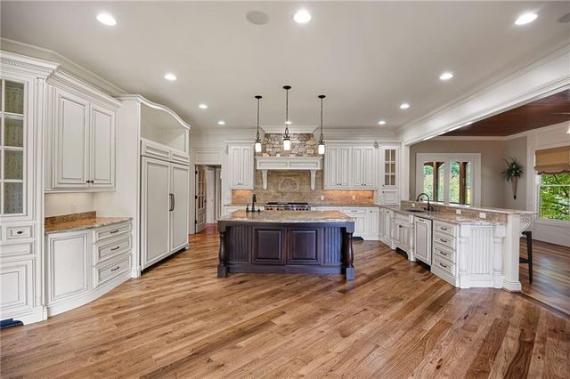 972 Acworth Due West Road NW, Kennesaw, GA 30152