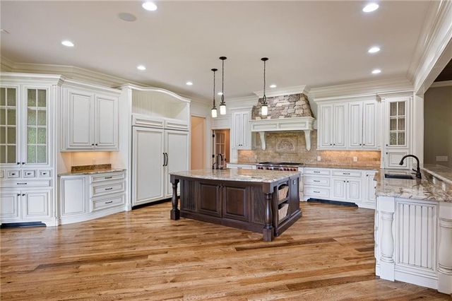 972 Acworth Due West Road NW, Kennesaw, GA 30152