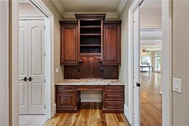 972 Acworth Due West Road NW, Kennesaw, GA 30152