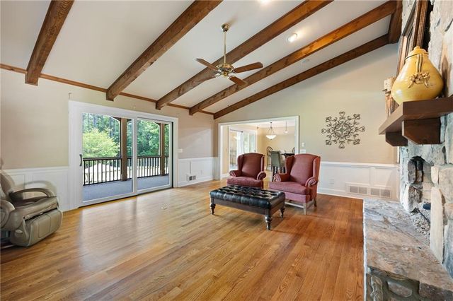 972 Acworth Due West Road NW, Kennesaw, GA 30152