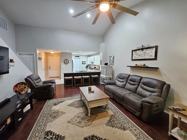 146 River Point Road 51, Hollister, MO 65672