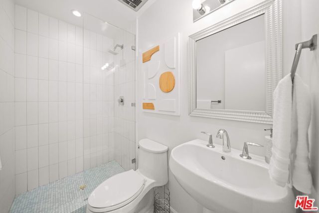 100 S Doheny Drive 514, Los Angeles, CA 90048
