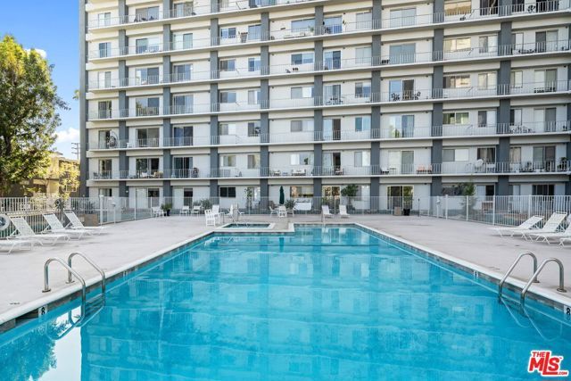 100 S Doheny Drive 514, Los Angeles, CA 90048