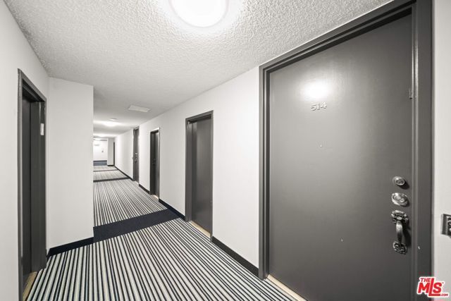 100 S Doheny Drive 514, Los Angeles, CA 90048