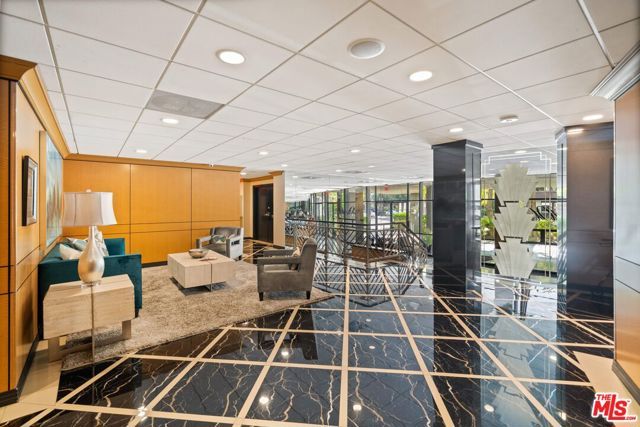 100 S Doheny Drive 514, Los Angeles, CA 90048