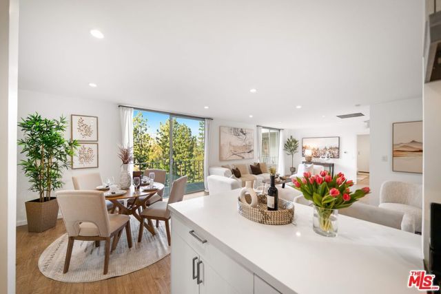 100 S Doheny Drive 514, Los Angeles, CA 90048