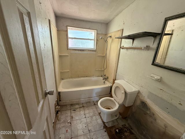 9324 NORFOLK Boulevard, Jacksonville, FL 32208