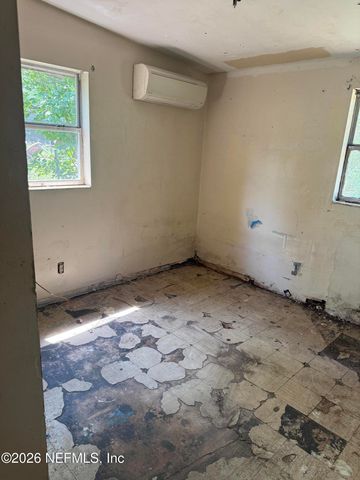 9324 NORFOLK Boulevard, Jacksonville, FL 32208