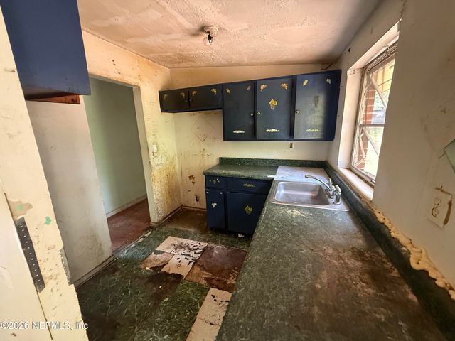 9324 NORFOLK Boulevard, Jacksonville, FL 32208