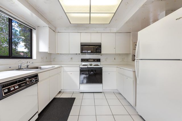 7362 Clunie Place 13304, Delray Beach, FL 33446