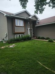 419 Cardinal Court, Isanti, MN 55040