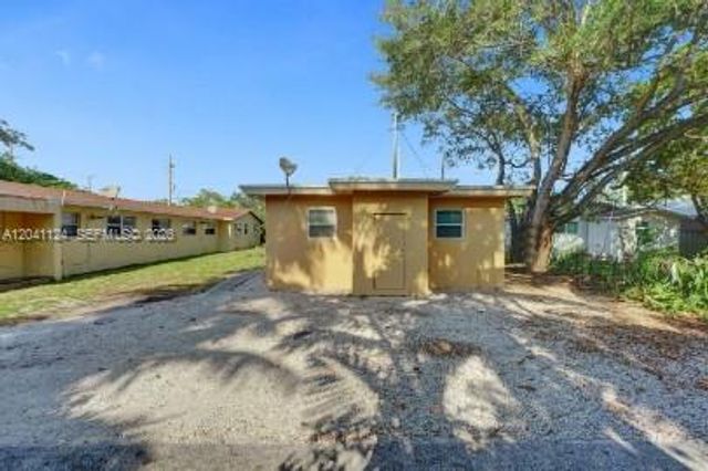 429 NW 9th Ave 3, Fort Lauderdale, FL 33311