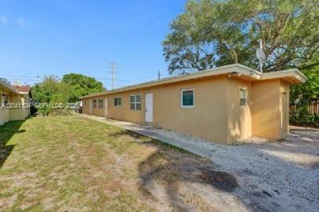 429 NW 9th Ave 3, Fort Lauderdale, FL 33311