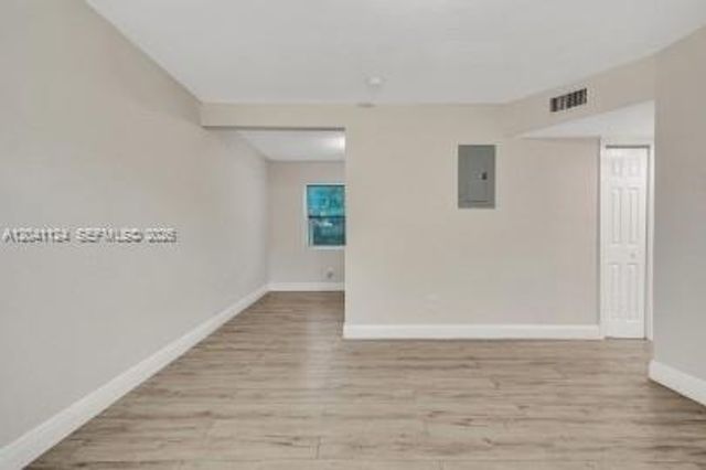 429 NW 9th Ave 3, Fort Lauderdale, FL 33311
