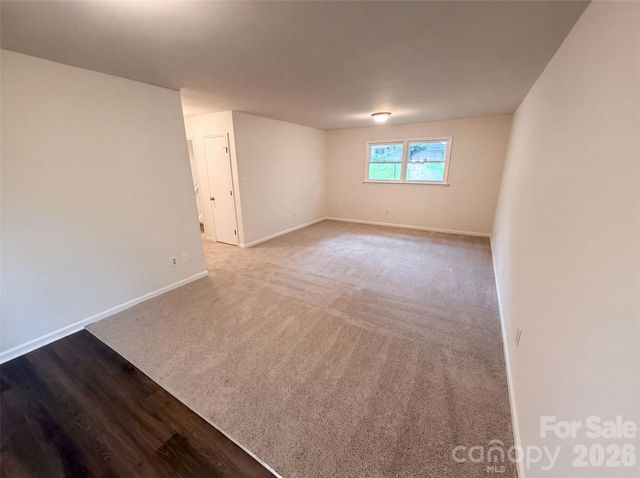 6409 Tivoli Court, Charlotte, NC 28211