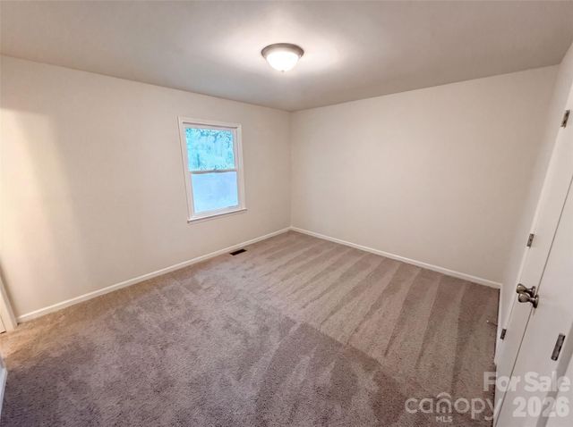 6409 Tivoli Court, Charlotte, NC 28211