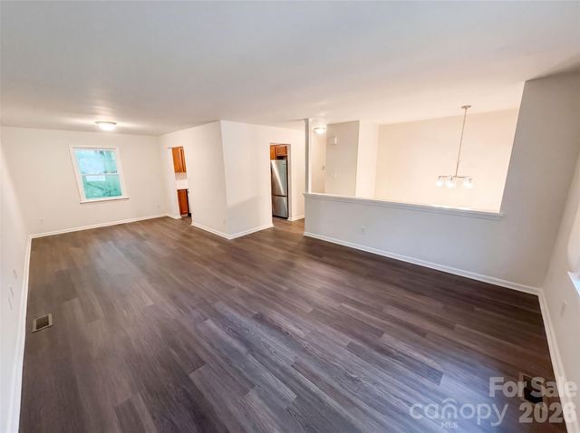 6409 Tivoli Court, Charlotte, NC 28211