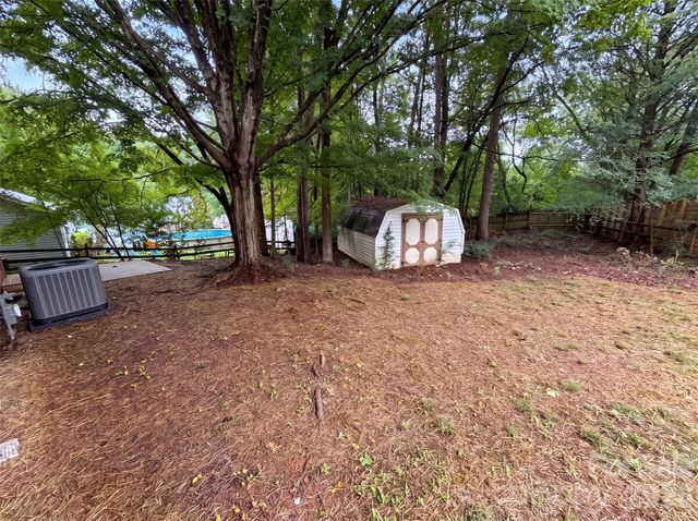 6409 Tivoli Court, Charlotte, NC 28211