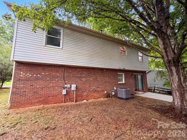 6409 Tivoli Court, Charlotte, NC 28211