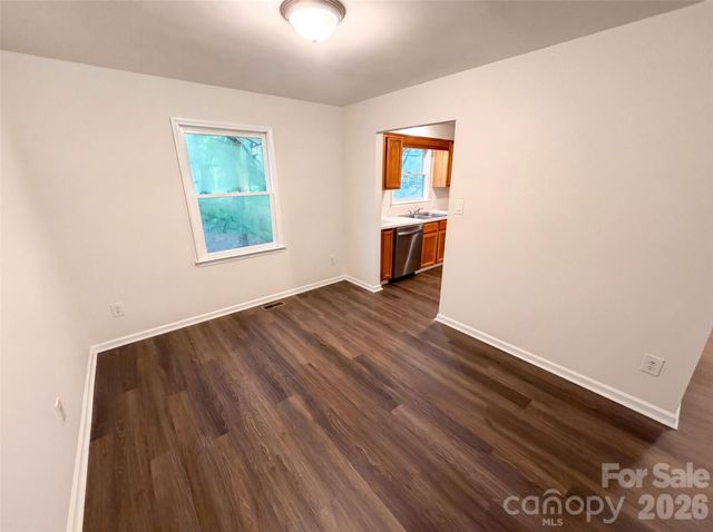 6409 Tivoli Court, Charlotte, NC 28211
