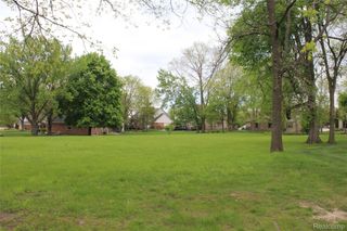 22335 Diamond Court, Farmington Hills, MI 48335