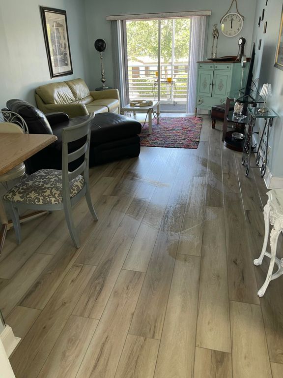 3216 SE 8th Street 203, Pompano Beach, FL 33062
