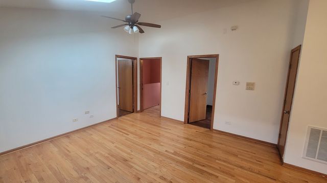 2977 N Lawndale Avenue 3, Chicago, IL 60618