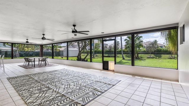 4761 SW 72nd Avenue, Davie, FL 33314