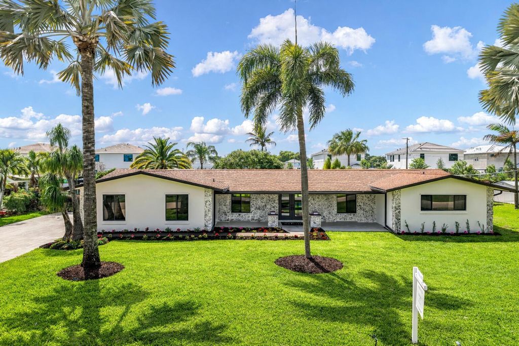 4761 SW 72nd Avenue, Davie, FL 33314