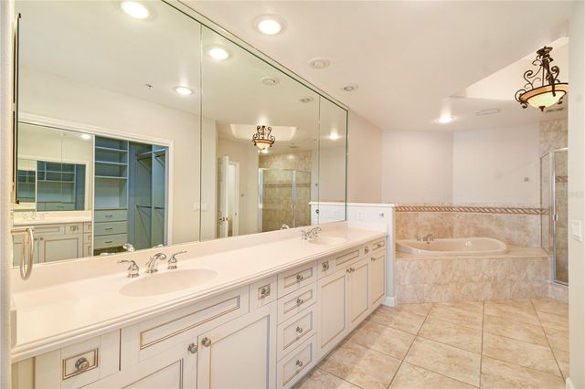 8749 THE ESPLANADE 24, Orlando, FL 32836