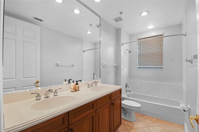 8749 THE ESPLANADE 24, Orlando, FL 32836