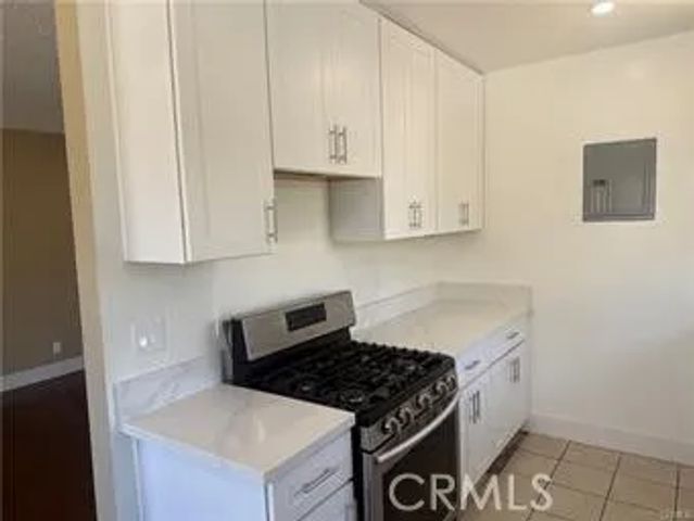 600 E Acacia Avenue 6, Glendale, CA 91205