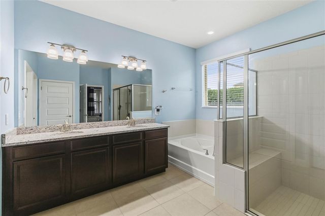 15518 FOUNTAIN COVE COURT, Winter Garden, FL 34787