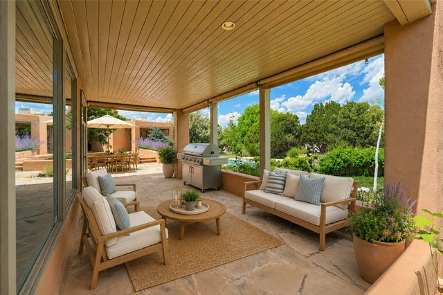 20 Goodnight Trail W, Santa Fe, NM 87506