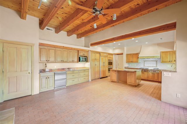 20 Goodnight Trail W, Santa Fe, NM 87506