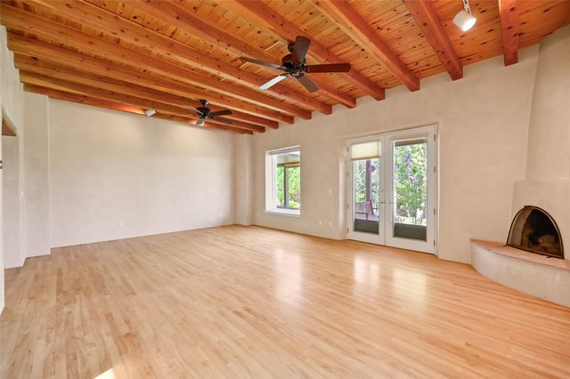 20 Goodnight Trail W, Santa Fe, NM 87506