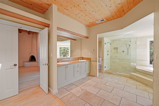 20 Goodnight Trail W, Santa Fe, NM 87506