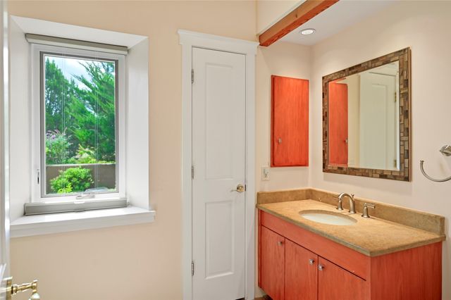 20 Goodnight Trail W, Santa Fe, NM 87506