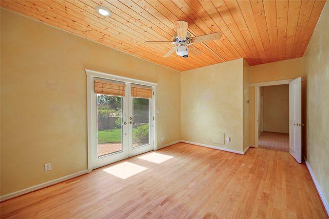 20 Goodnight Trail W, Santa Fe, NM 87506