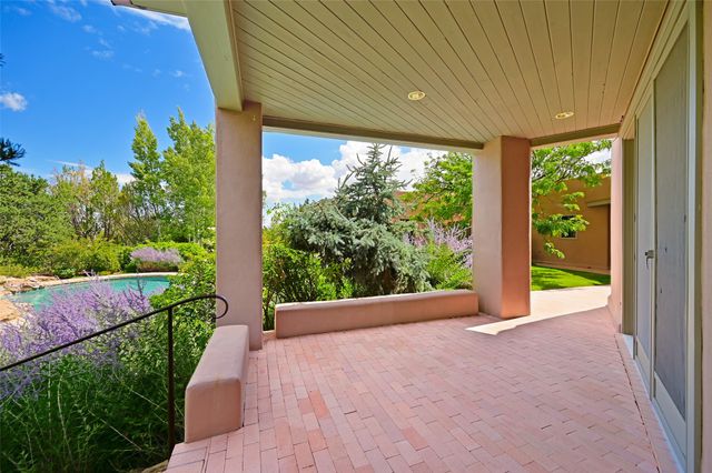 20 Goodnight Trail W, Santa Fe, NM 87506