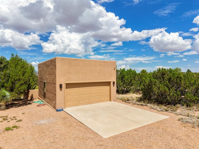 20 Goodnight Trail W, Santa Fe, NM 87506