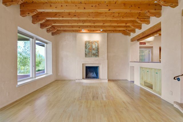 20 Goodnight Trail W, Santa Fe, NM 87506