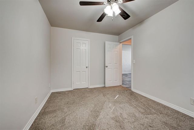 1742 Carlisle Road, The Village, OK 73120