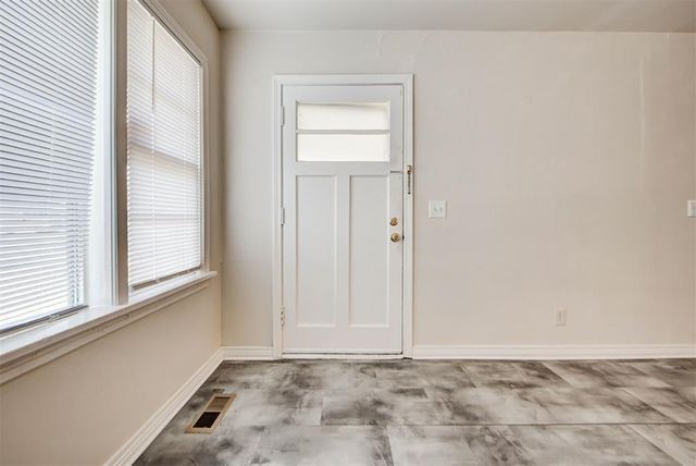 1742 Carlisle Road, The Village, OK 73120