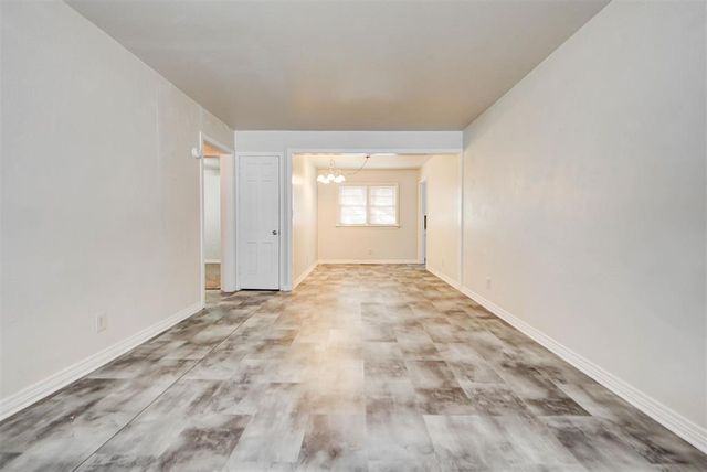 1742 Carlisle Road, The Village, OK 73120