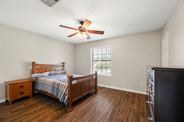 21814 Long Castle Drive, Spring, TX 77388